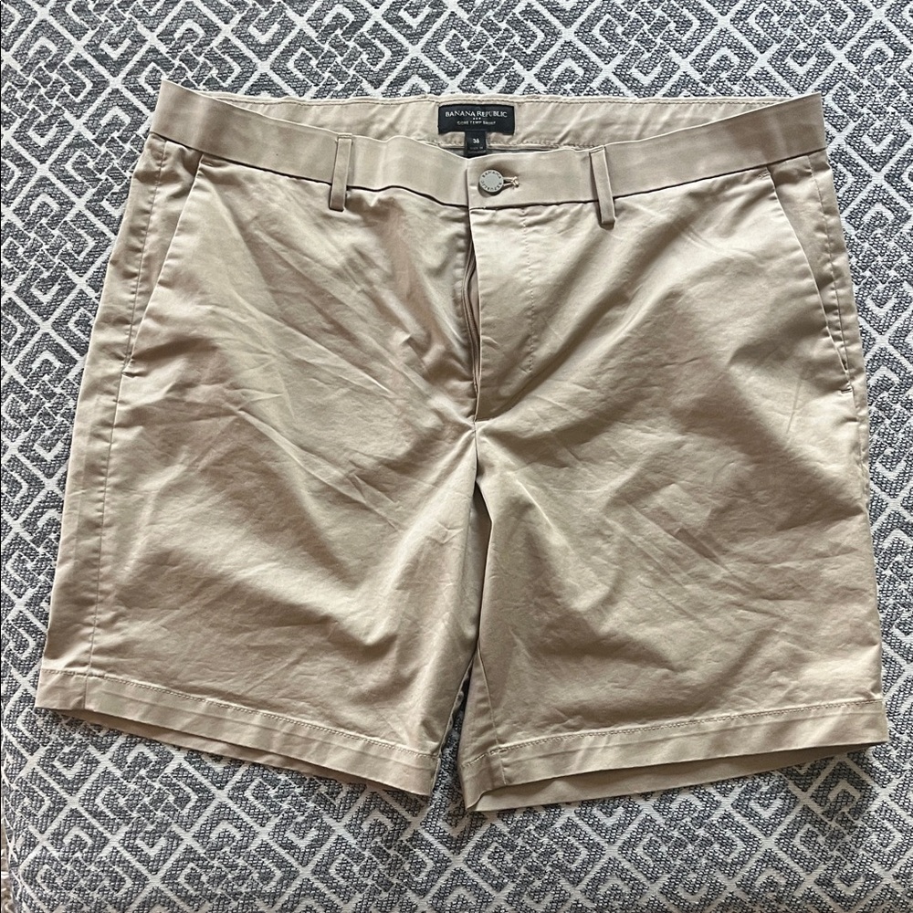 Banana Republic Men's Tan Shorts